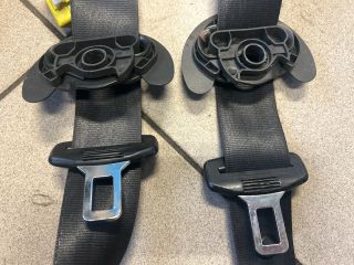 bontott VW PASSAT B6 Első Biztonsági Öv Pár (Feszítővel)