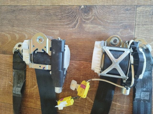 bontott VW PASSAT B6 Első Biztonsági Öv Pár (Feszítővel)