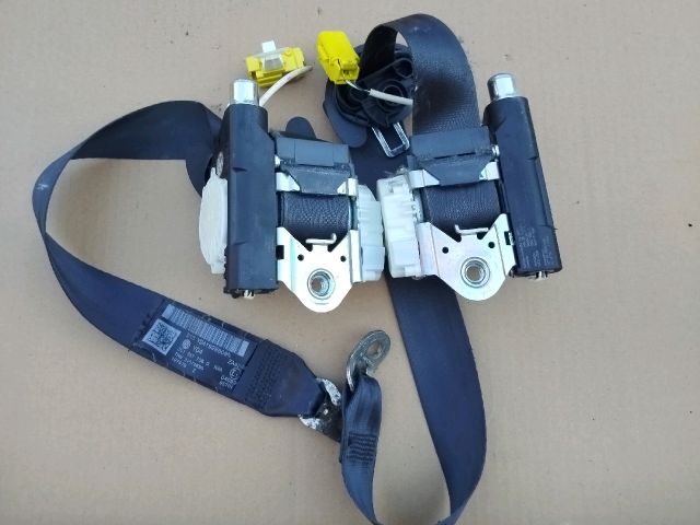 bontott VW PASSAT B6 Első Biztonsági Öv Pár (Feszítővel)