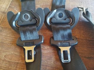 bontott VW PASSAT B6 Első Biztonsági Öv Pár (Feszítővel)