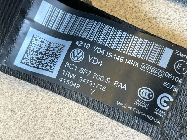 bontott VW PASSAT B6 Első Biztonsági Öv Pár (Feszítővel)