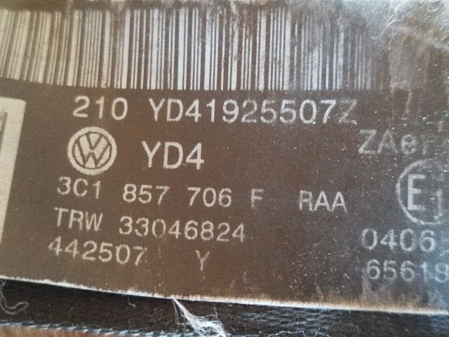 bontott VW PASSAT B6 Első Biztonsági Öv Pár (Feszítővel)