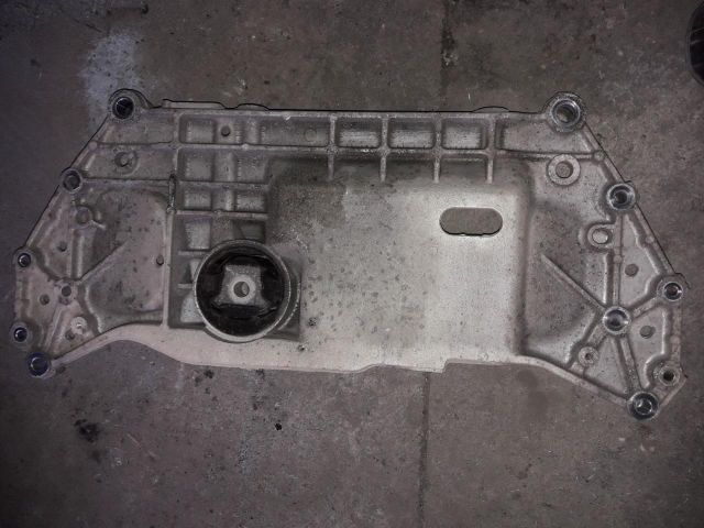 bontott VW PASSAT B6 Első Bölcső