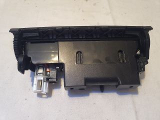 bontott VW PASSAT B6 Első Hamutartó