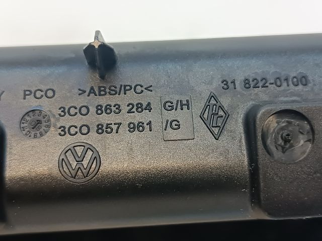 bontott VW PASSAT B6 Első Hamutartó