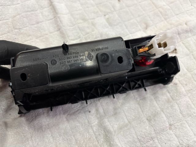 bontott VW PASSAT B6 Első Hamutartó