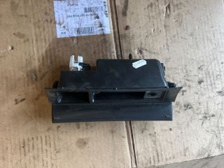 bontott VW PASSAT B6 Első Hamutartó