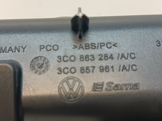 bontott VW PASSAT B6 Első Hamutartó