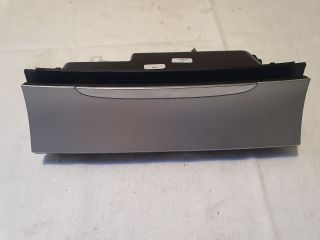 bontott VW PASSAT B6 Első Hamutartó