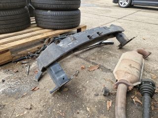 bontott VW PASSAT B6 Első Lökhárító Merevítő (Fém)