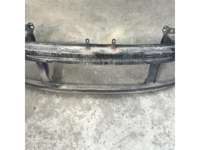 bontott VW PASSAT B6 Első Lökhárító Merevítő (Fém)