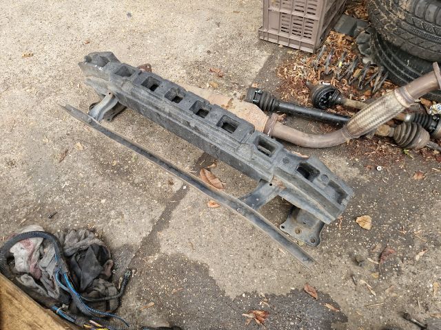 bontott VW PASSAT B6 Első Lökhárító Merevítő (Fém)