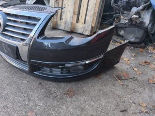 bontott VW PASSAT B6 Első Lökhárító (Részeivel)