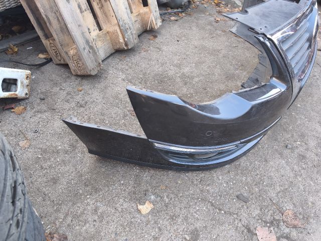 bontott VW PASSAT B6 Első Lökhárító (Részeivel)