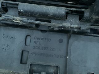 bontott VW PASSAT B6 Első Lökhárító (Részeivel)