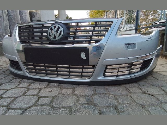 bontott VW PASSAT B6 Első Lökhárító (Részeivel)