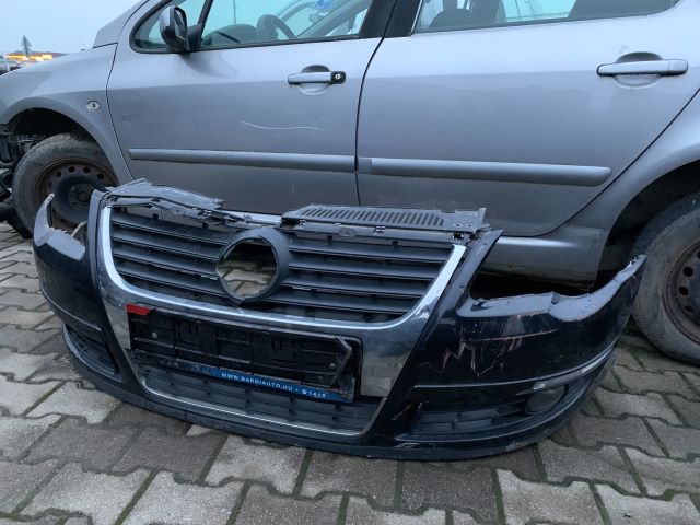 bontott VW PASSAT B6 Első Lökhárító (Részeivel)