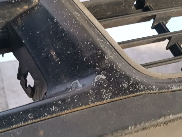 bontott VW PASSAT B6 Első Lökhárító (Részeivel)