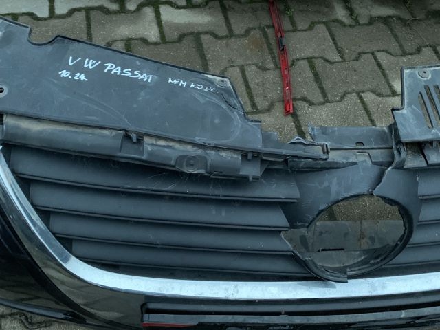 bontott VW PASSAT B6 Első Lökhárító (Részeivel)