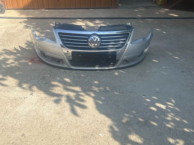 bontott VW PASSAT B6 Első Lökhárító (Részeivel)
