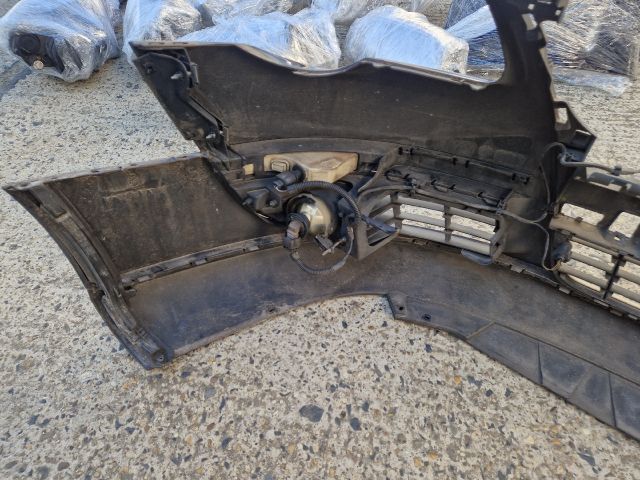 bontott VW PASSAT B6 Első Lökhárító (Részeivel)