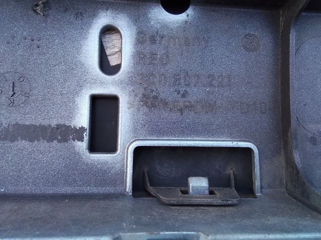 bontott VW PASSAT B6 Első Lökhárító (Részeivel)
