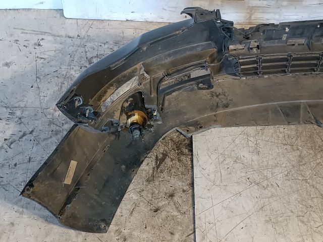 bontott VW PASSAT B6 Első Lökhárító (Részeivel)