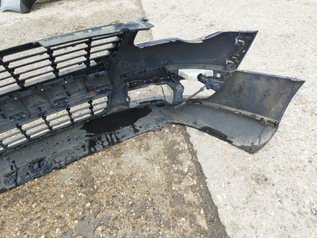 bontott VW PASSAT B6 Első Lökhárító (Részeivel)