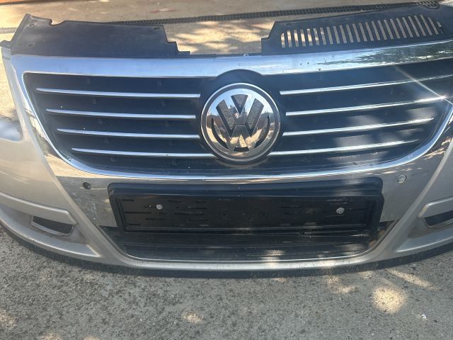 bontott VW PASSAT B6 Első Lökhárító (Részeivel)