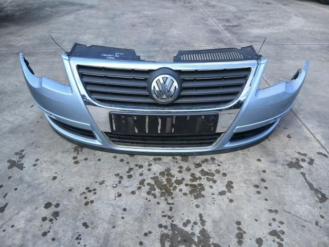 bontott VW PASSAT B6 Első Lökhárító (Üresen)