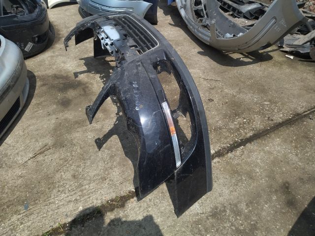 bontott VW PASSAT B6 Első Lökhárító (Üresen)