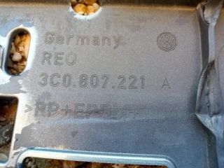 bontott VW PASSAT B6 Első Lökhárító (Üresen)