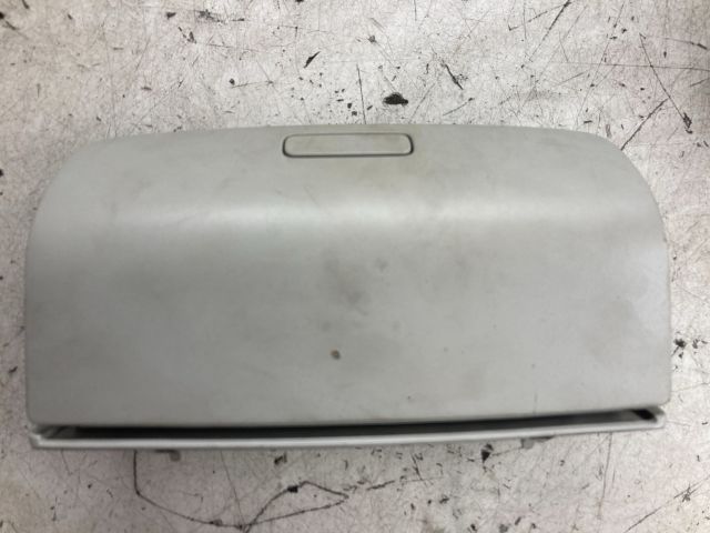 bontott VW PASSAT B6 Első Tároló Rekesz