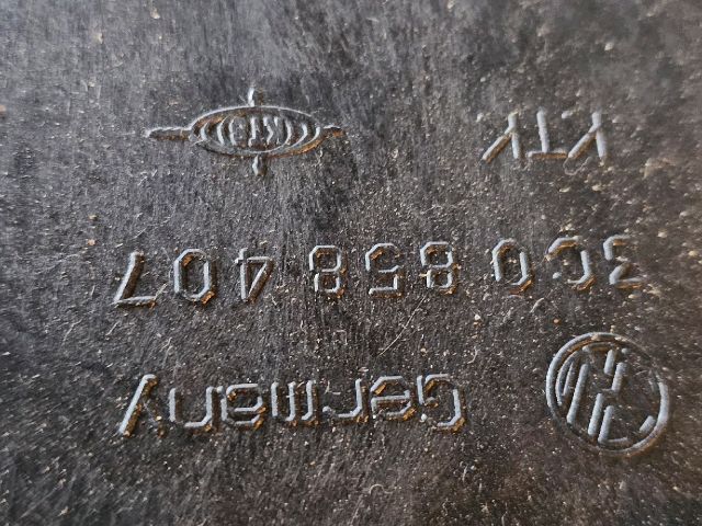 bontott VW PASSAT B6 Első Tároló Rekesz