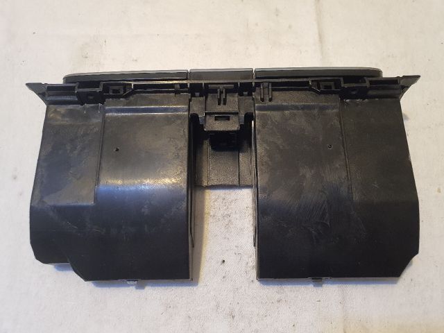 bontott VW PASSAT B6 Első Tároló Rekesz