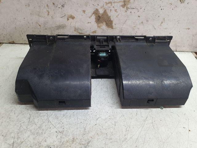 bontott VW PASSAT B6 Első Tároló Rekesz