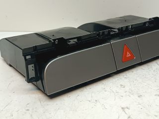 bontott VW PASSAT B6 Első Tároló Rekesz