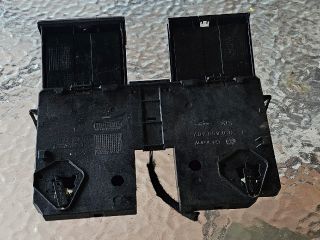 bontott VW PASSAT B6 Első Tároló Rekesz