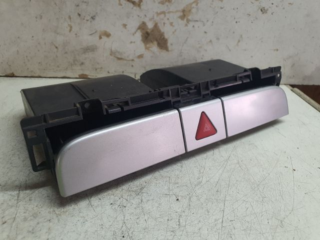 bontott VW PASSAT B6 Első Tároló Rekesz