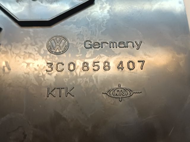 bontott VW PASSAT B6 Első Tároló Rekesz