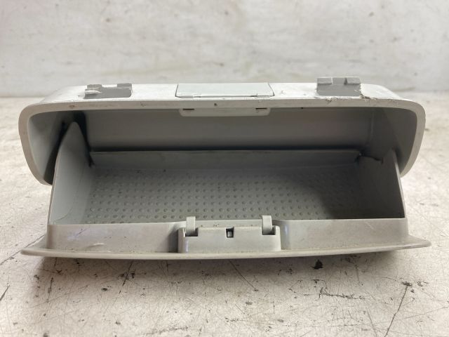 bontott VW PASSAT B6 Első Tároló Rekesz