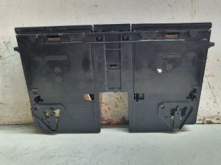 bontott VW PASSAT B6 Első Tároló Rekesz