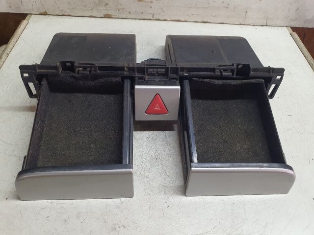 bontott VW PASSAT B6 Első Tároló Rekesz