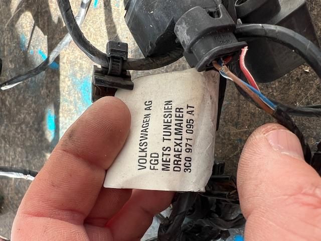 bontott VW PASSAT B6 Első Tolatóradar Kábelköteg