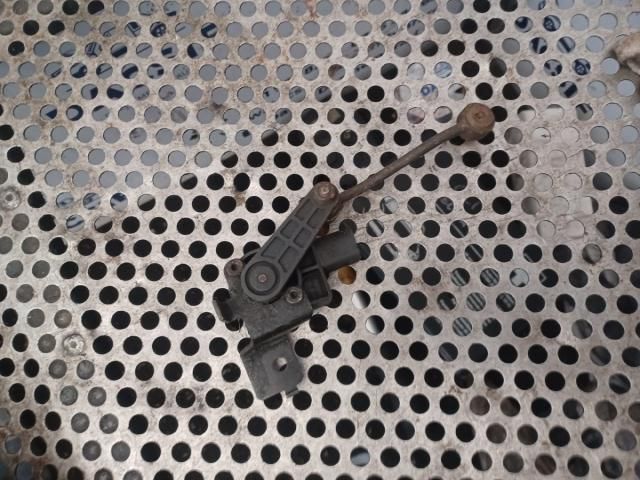 bontott VW PASSAT B6 Első Xenon Szintszabályzó Jeladó