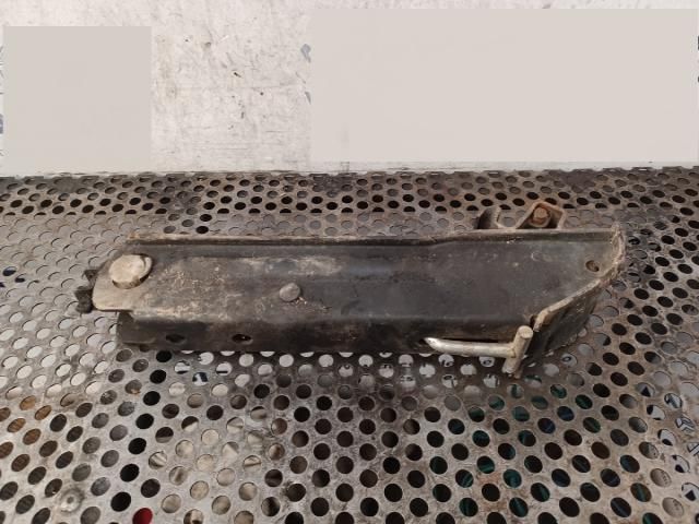 bontott VW PASSAT B6 Emelő