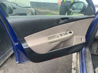 bontott VW PASSAT B6 Emelő