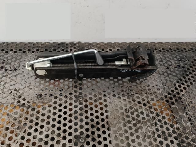 bontott VW PASSAT B6 Emelő