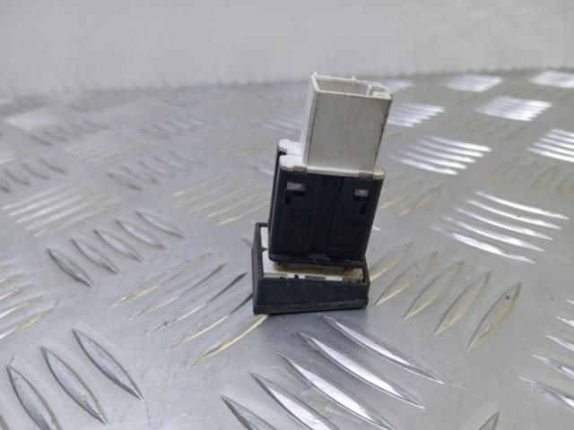 bontott VW PASSAT B6 ESP Kapcsoló