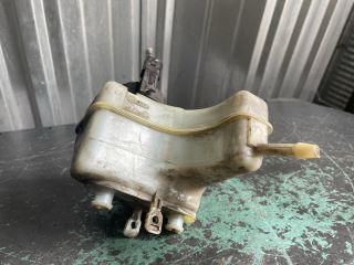 bontott VW PASSAT B6 Fékfolyadék Tartály